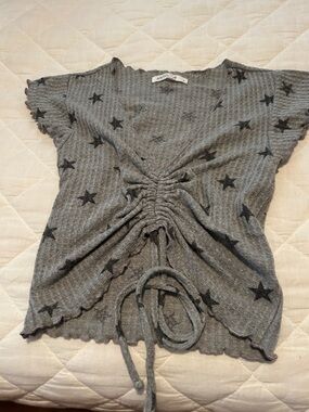 Anthropologie Gray Star-Print Ruched Tie-Front Short Sleeve Top